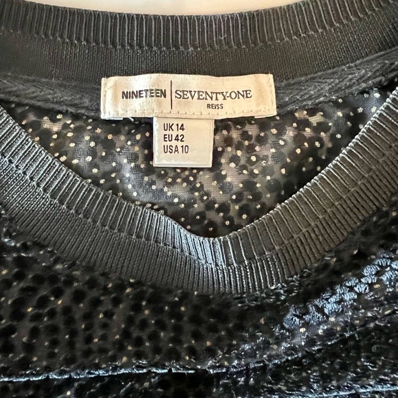 REISS NINETEEN SEVENTY ONE “MARIE” SHORT SLEEVE TOP, USA SZ 10 (runs like S-M) - Picture 4 of 12